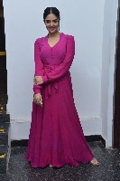 Sri Mukhi Pics